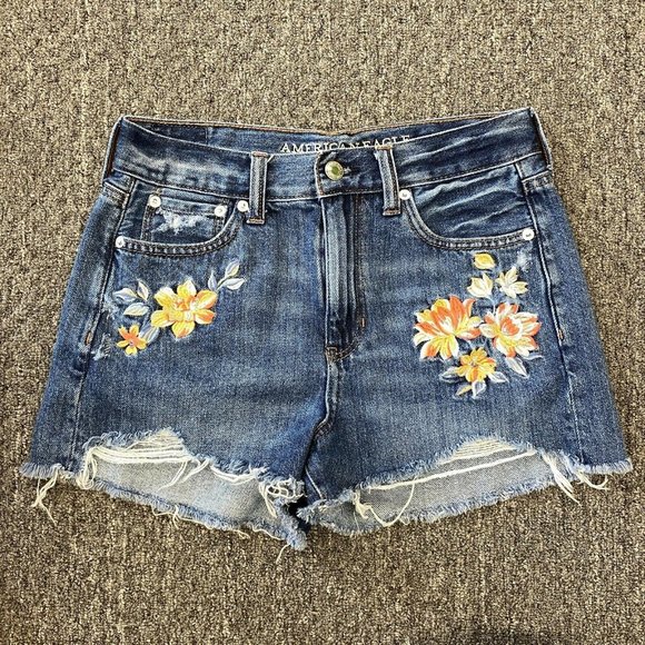 American Eagle Outfitters Pants - American Eagle Floral Embroidered Mom Jean Shorts Size 2 High Rise Cotton Denim